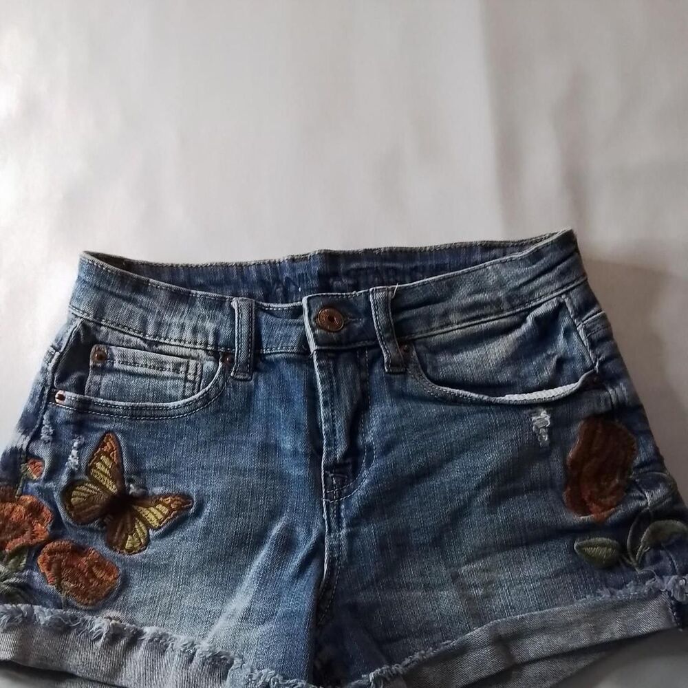 Vanilla-star Women's Blue Shorts